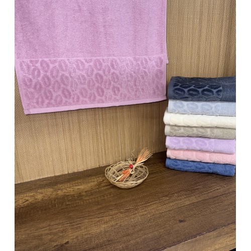 50X90 KISMİ KADİFE HAVLU BADEM DESEN 