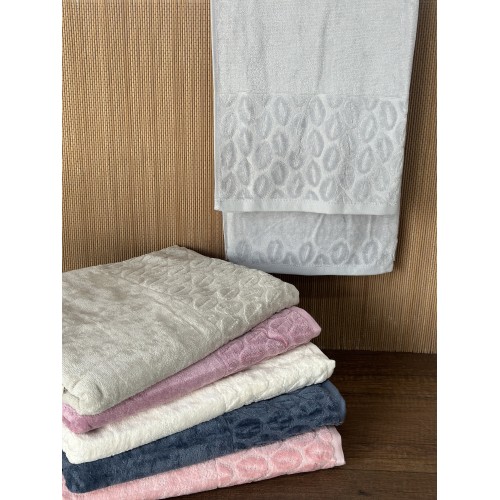 90X150 KADİFE JAKARLI BADEM DESEN