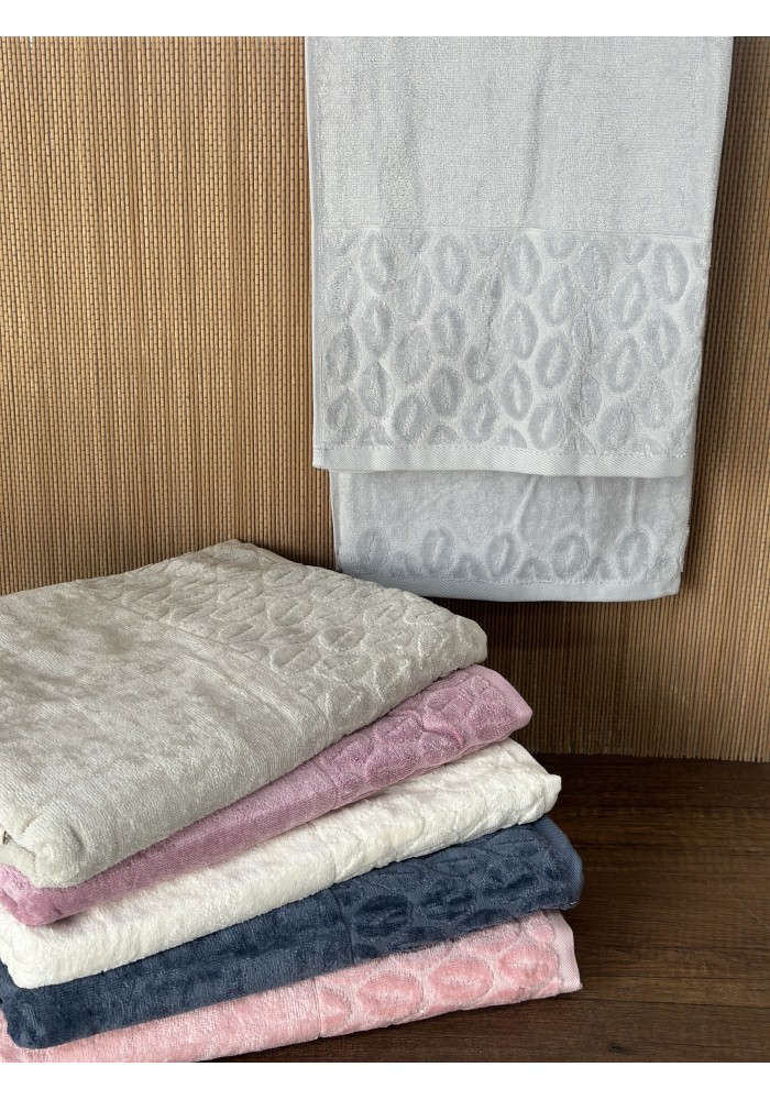 90X150 KADİFE JAKARLI BADEM DESEN
